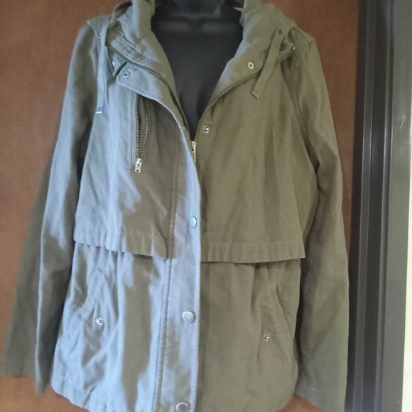 hinge Jackets & Blazers - Army Green Colored Jacket